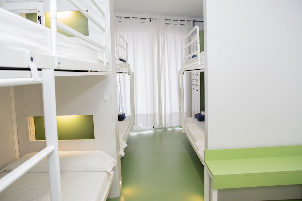 Dormitorio Compartido Estándar, Solo Mujeres, Baño Privado (6 personas)