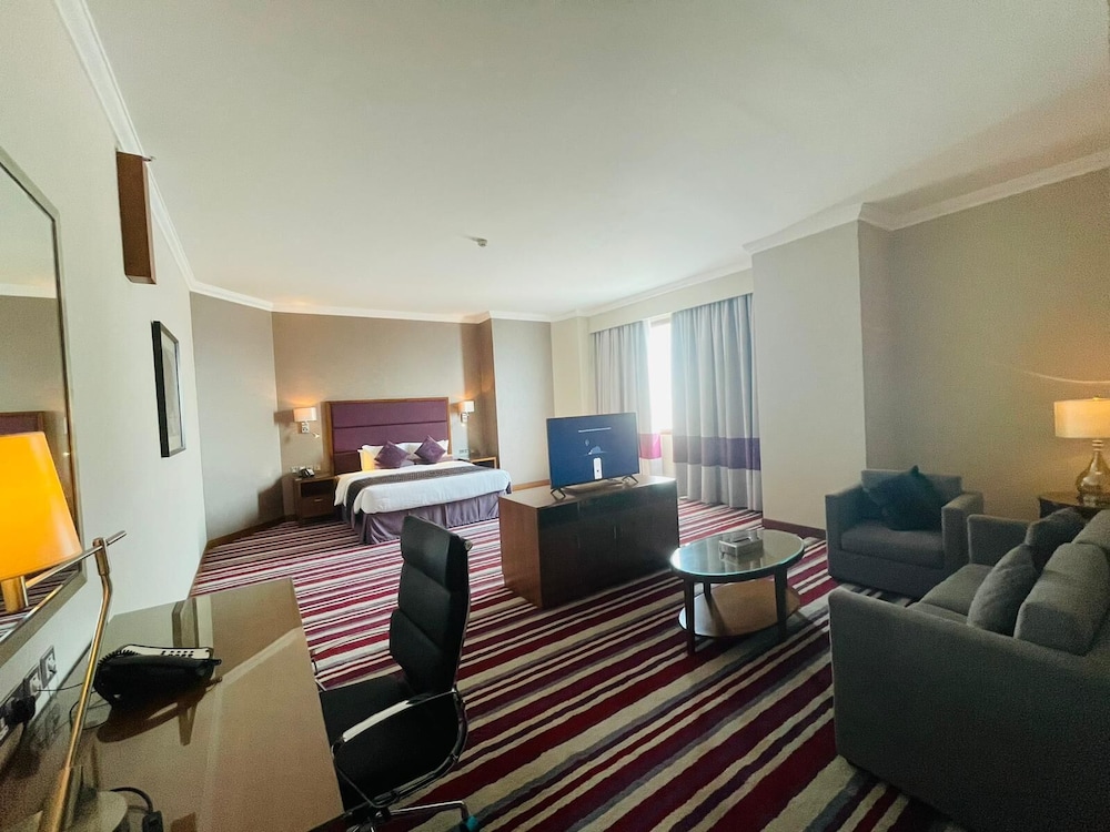 Deluxe Double or Twin Room - Photo 6