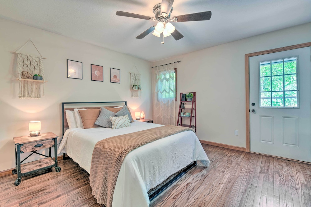 House (2 Bedrooms) photo 2