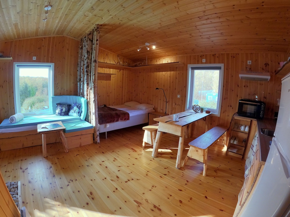 Cabin photo 1