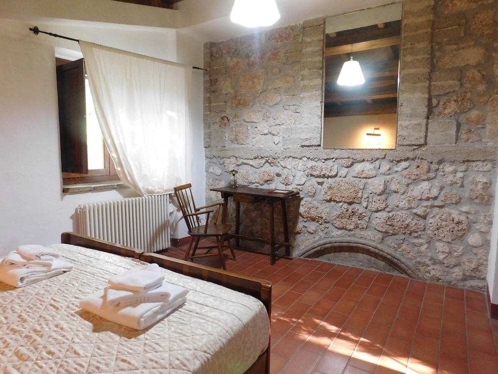Standard Double Or Twin Room, Mountain View photo 1