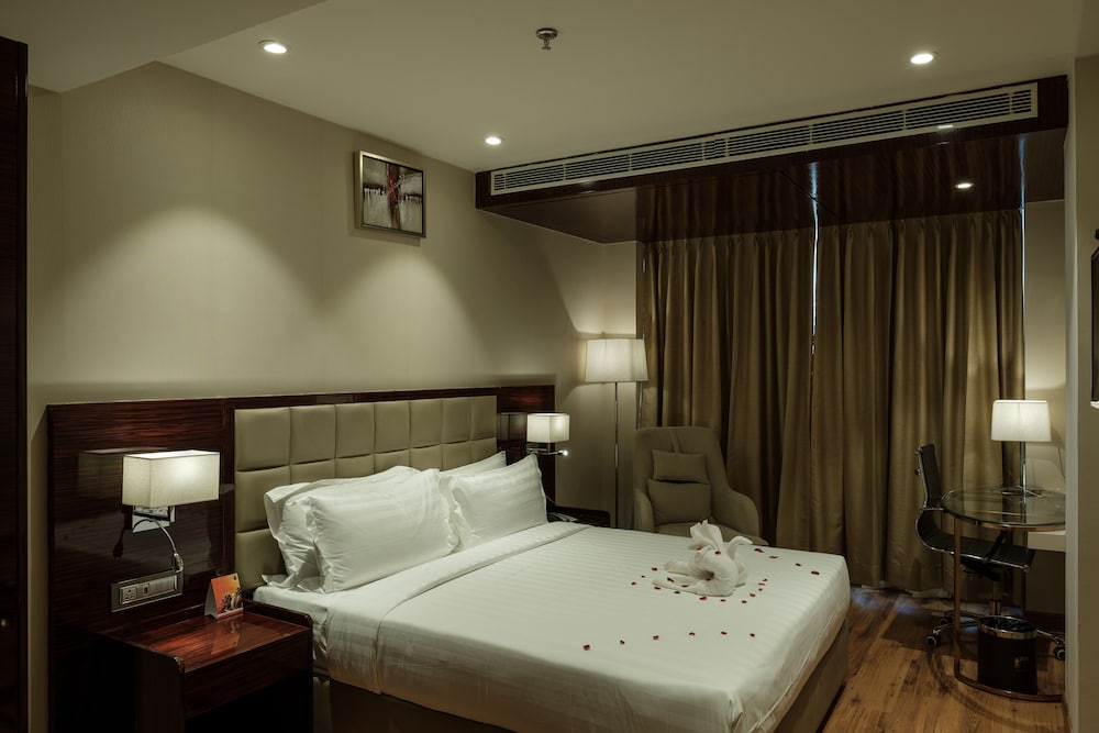 Executive Room - Photo 2