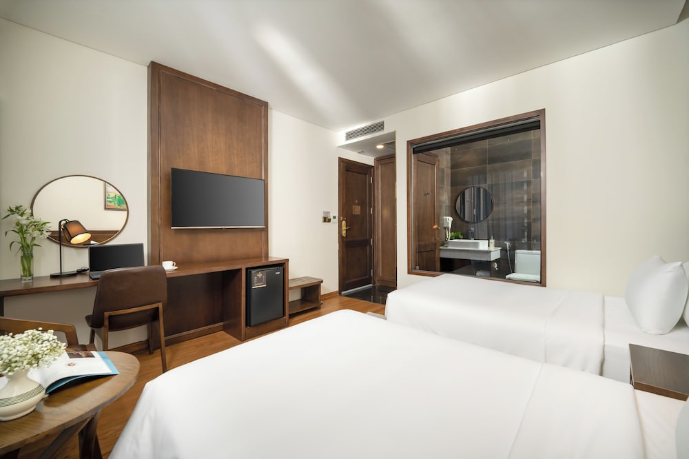 Executive Two-Bedroom Balcony Sea View - Afternoon Tea Included - Photo 5