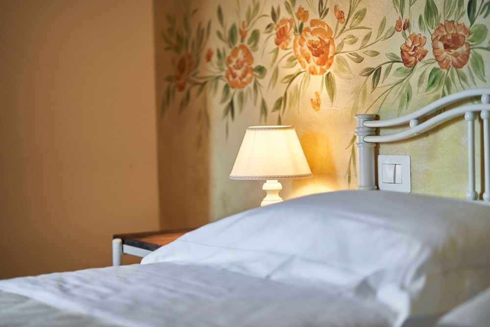 Classic Double or Twin Room, 1 Bedroom photo 2