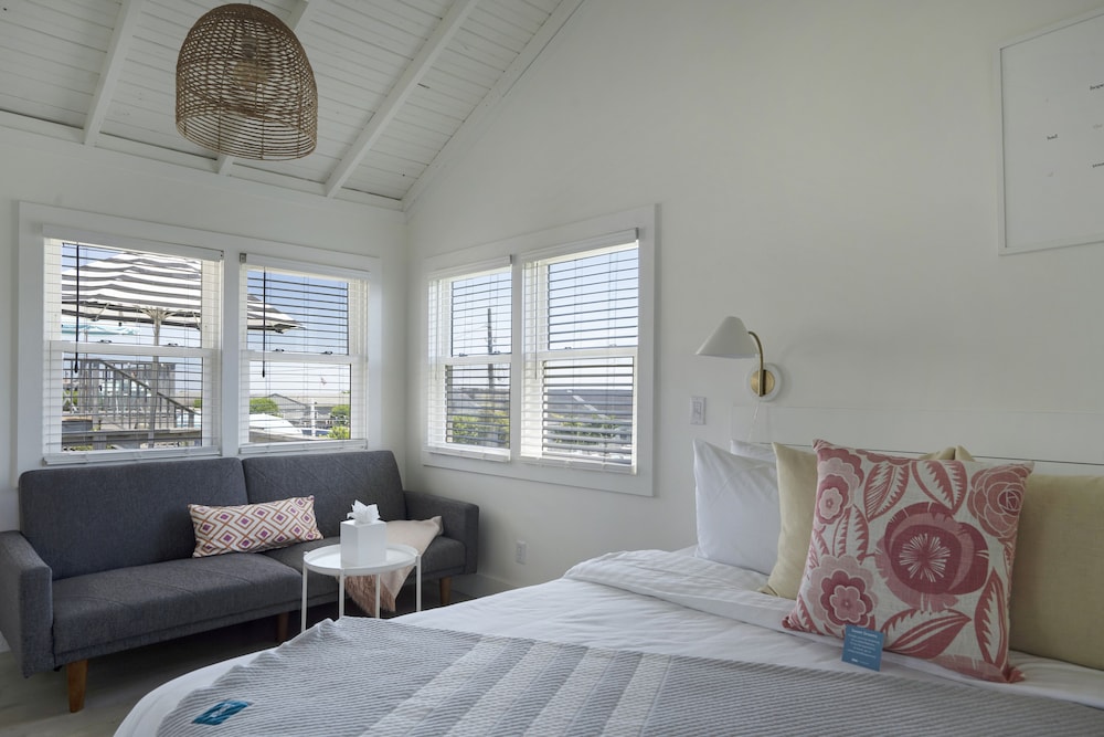 Cottage, Partial Ocean View photo 1