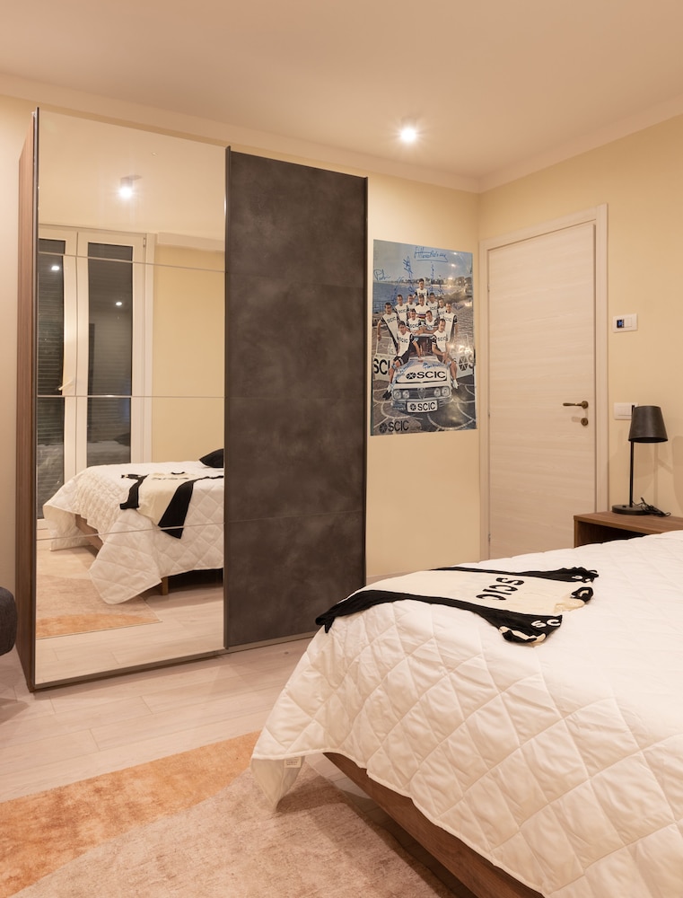 Deluxe Suite, Balcony, Garden View photo 3
