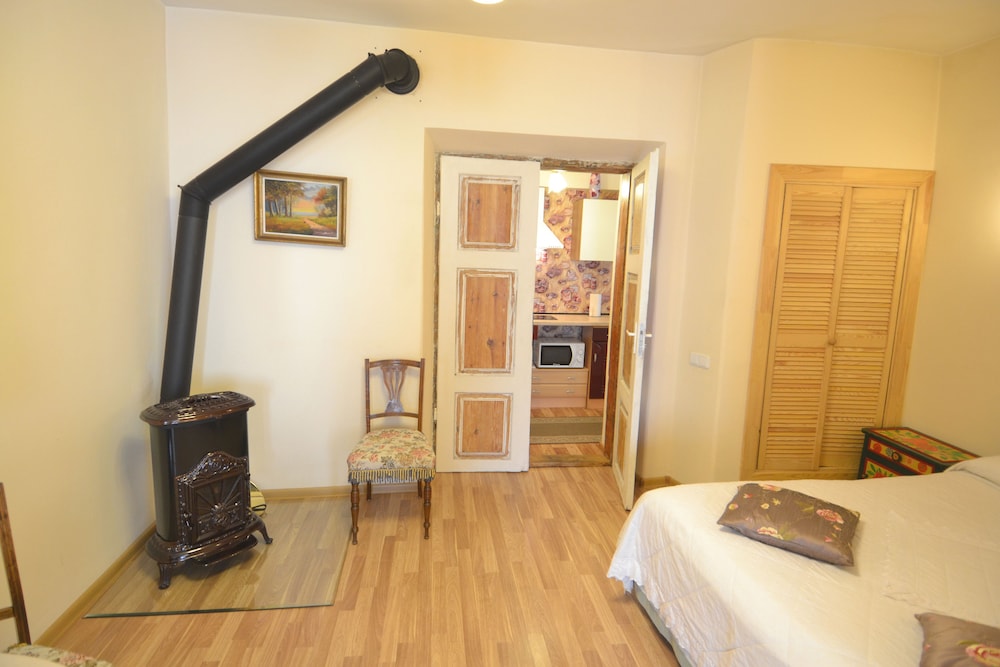 Standard Apartment (Three People) photo 3