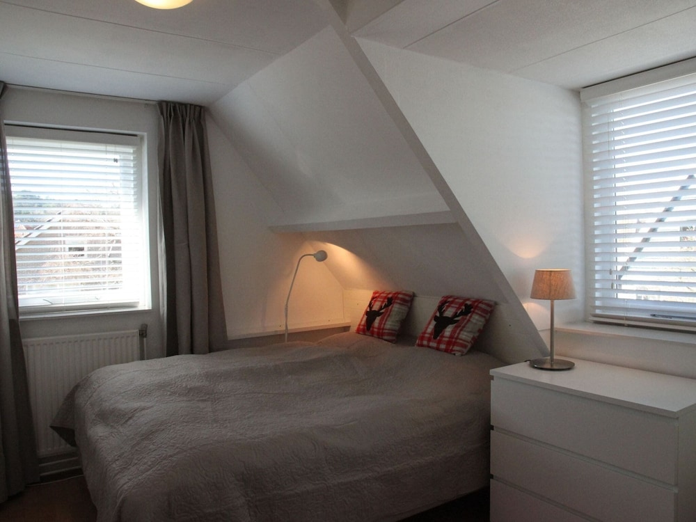 Villa photo 2