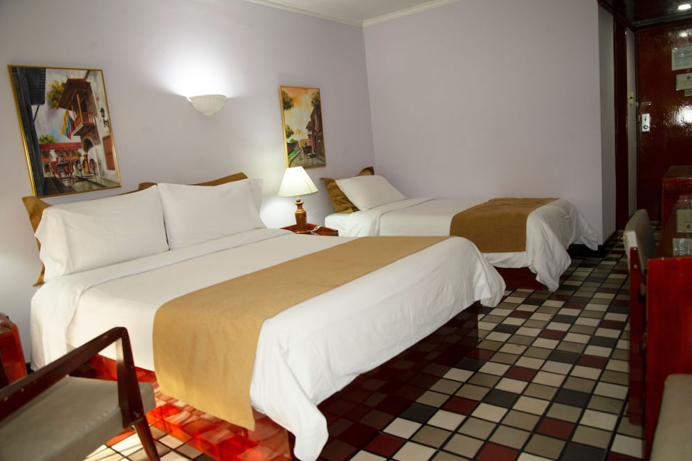 Classic Triple Room - Photo 4