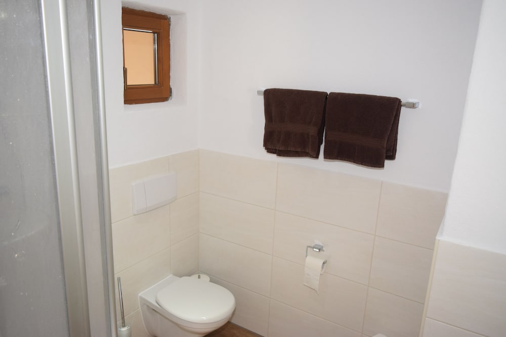 Double Room - Photo 2