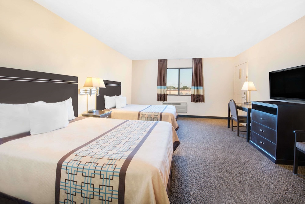 Studio Suite, 2 Queen Beds, Non Smoking photo 1