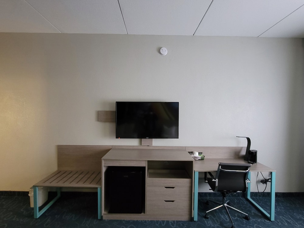 Suite, Multiple Beds, Non Smoking (Upgrade)