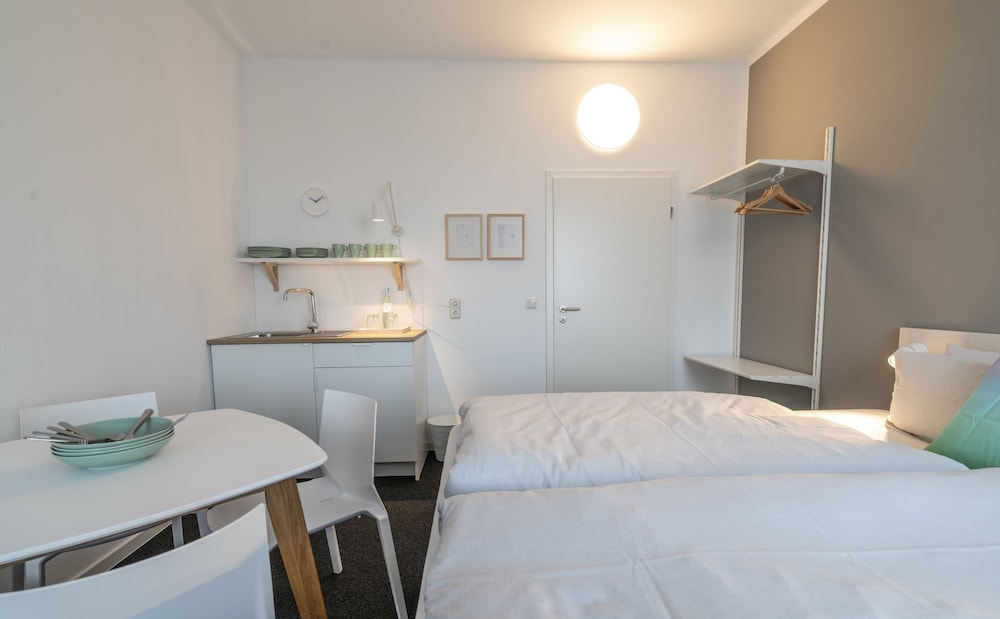 Family Apartment, 2 Bedrooms, Non Smoking, Kitchenette - Photo 2