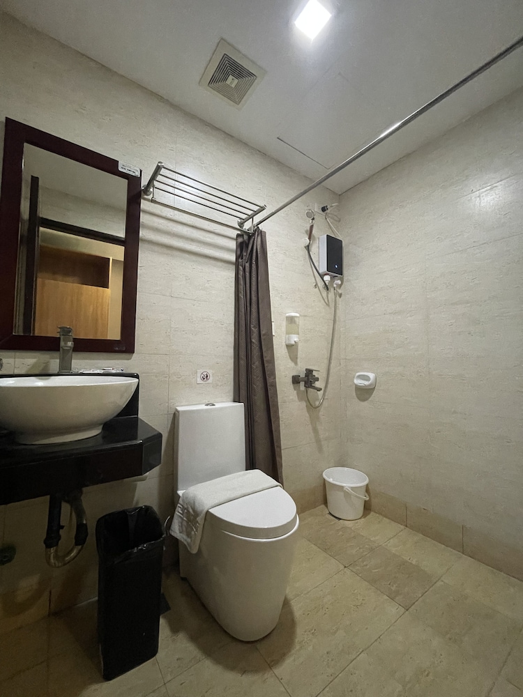 Deluxe Room - Photo 4