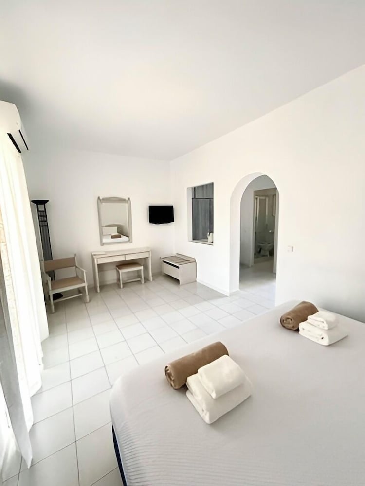 Standard Double Room, Mountain View, Ground Floor