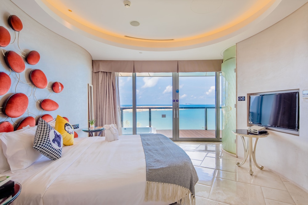 Premier Room, 2 Bedrooms, Sea View(5/6F)