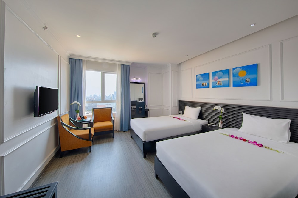 Superior Twin Room, City View