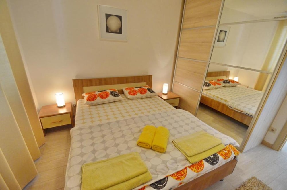 Standard Apartment, Pool Access, Bay View