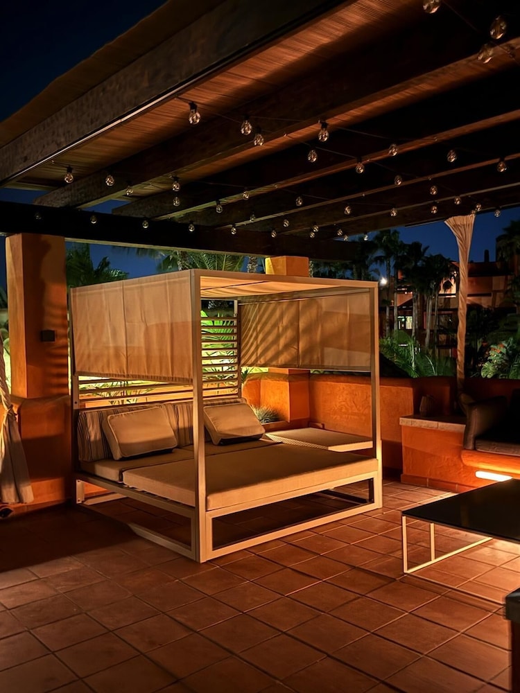 Exclusive Penthouse, 3 Bedrooms, Terrace Exclusive Penthouse, 3 Bedrooms, Terrace