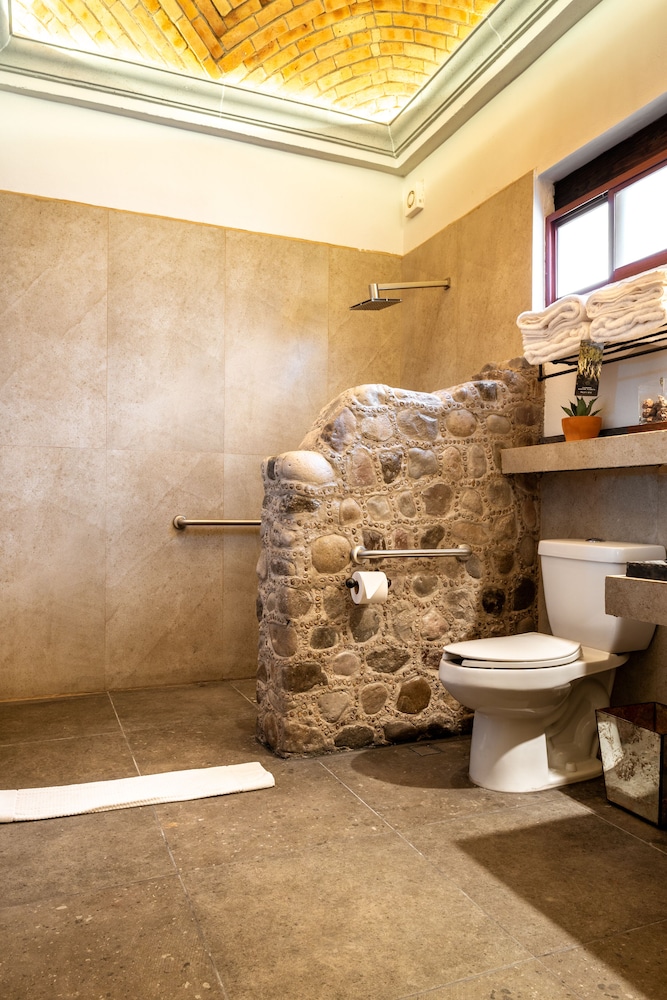 Superior Double Room, Accessible photo 3