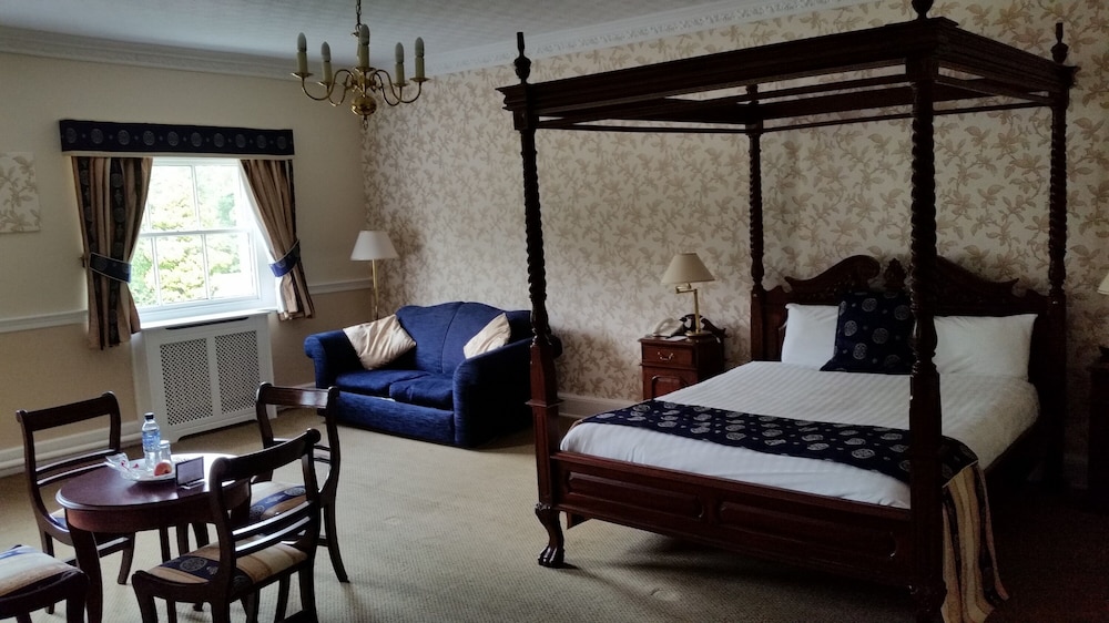 Four Poster Room, Garden View photo 3