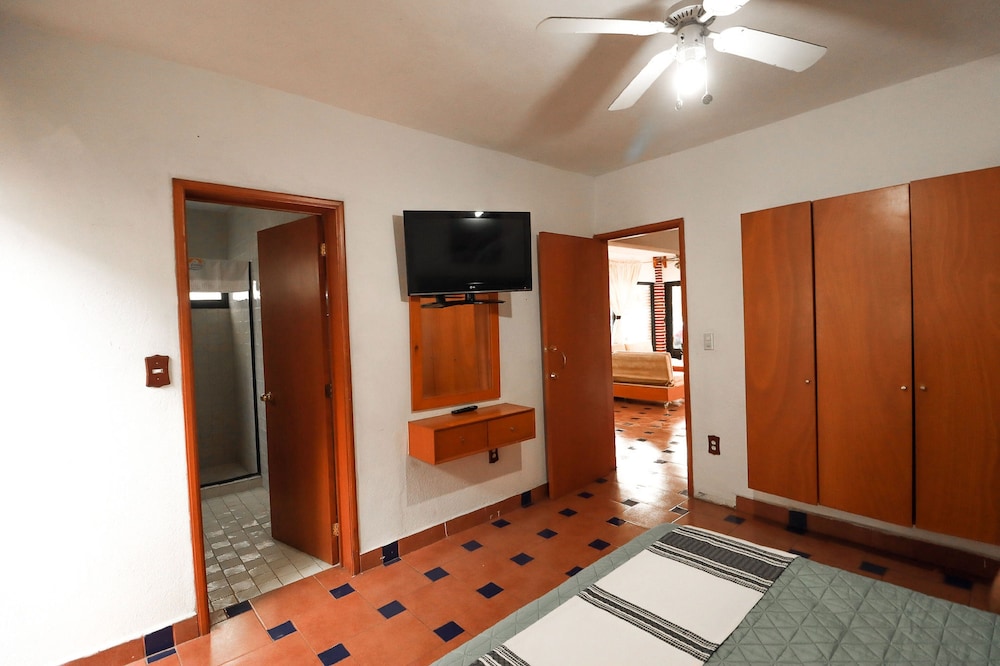 Deluxe Bungalow