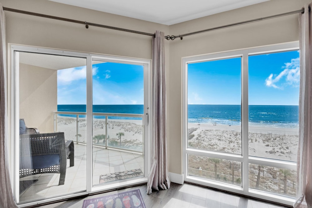 Apartment, Multiple Beds (Emerald Isle unit 406), photo 6
