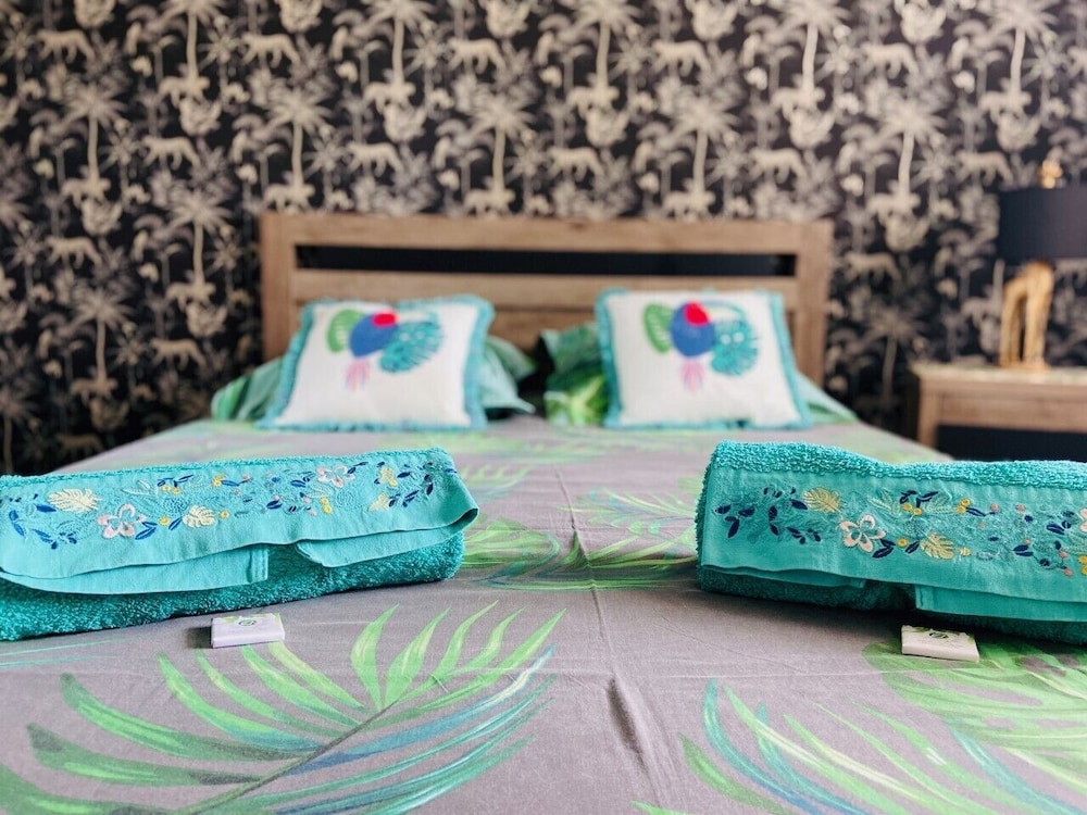 Economy Double Room, Shared Bathroom