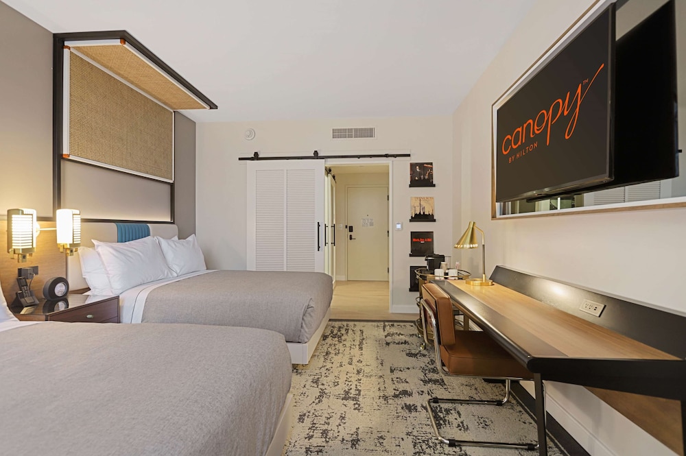 Premium Room, 2 Queen Beds, Accessible, Bathtub (Mobility) - Photo 3