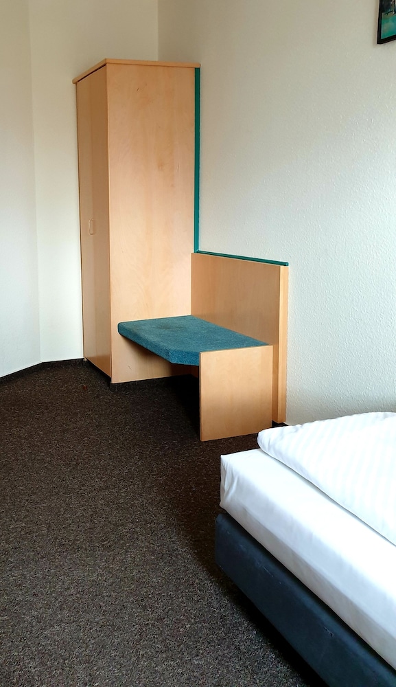 Economy Single Room, Shared Bathroom, City View (EZ Ekonomy) photo 2