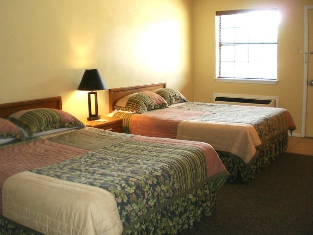 Standard Room photo 2