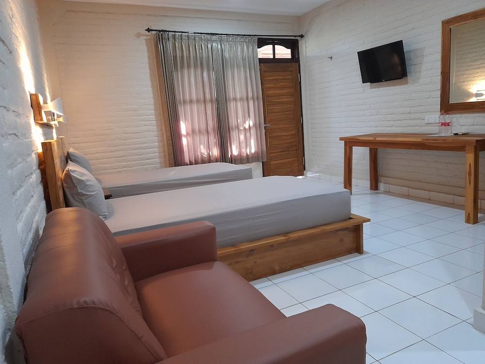 Superior Double or Twin Room, Refrigerator - Photo 4