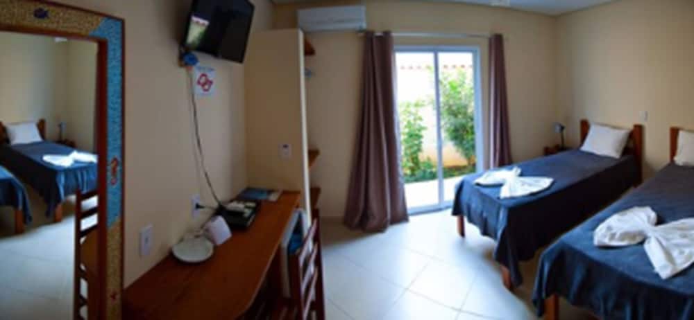 Standard Single Room, 2 Twin Beds, Accessible, Private Bathroom photo 3