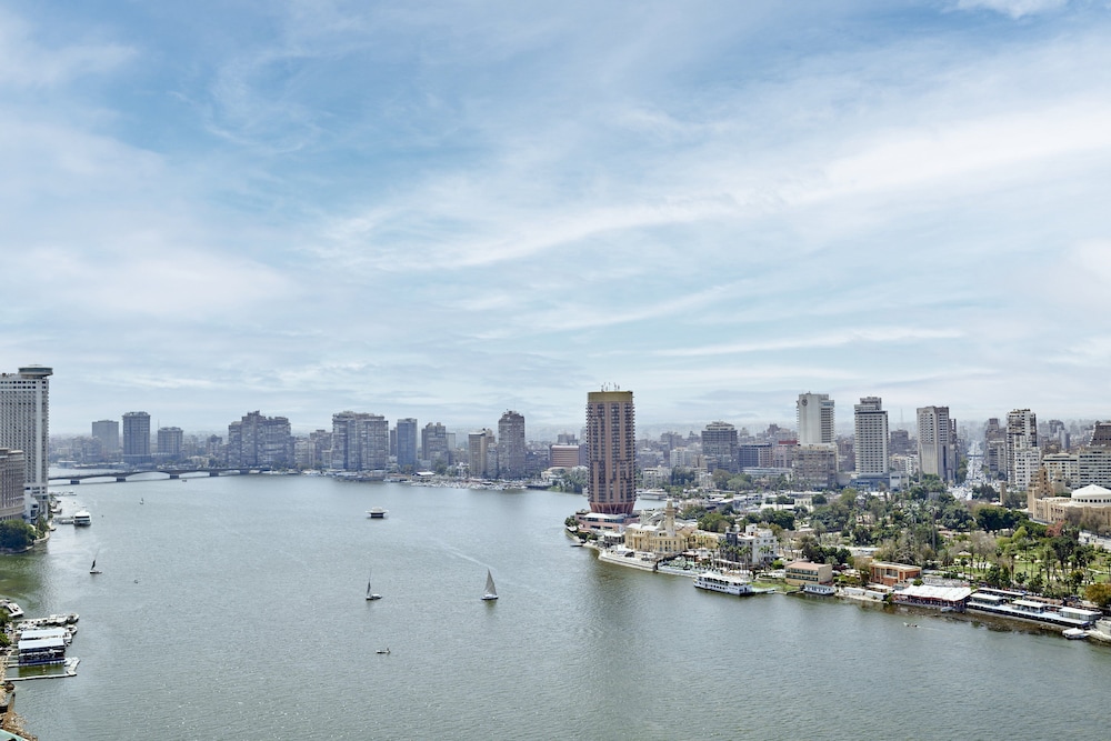 Classic Room, 1 King Bed, Accessible, Club Lounge Access (Nile View) - Photo 8