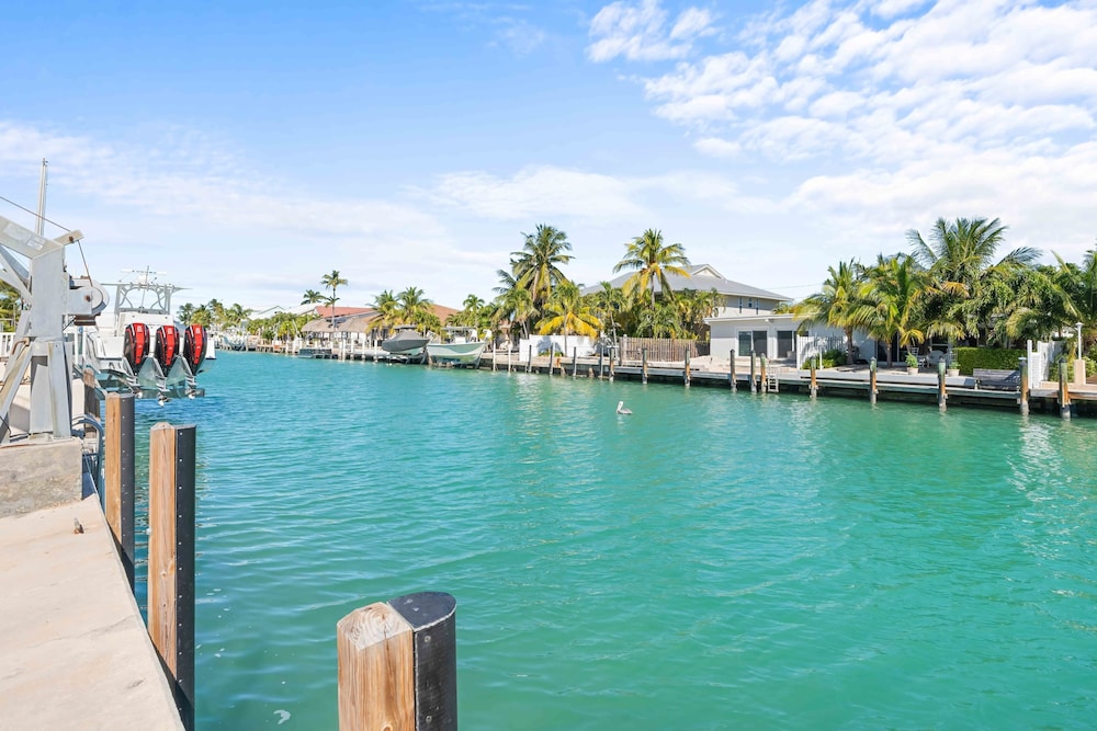 Seabreeze Cove Wasserfront Juwel 38 Fuß Dock Cabana Club, Foto 6