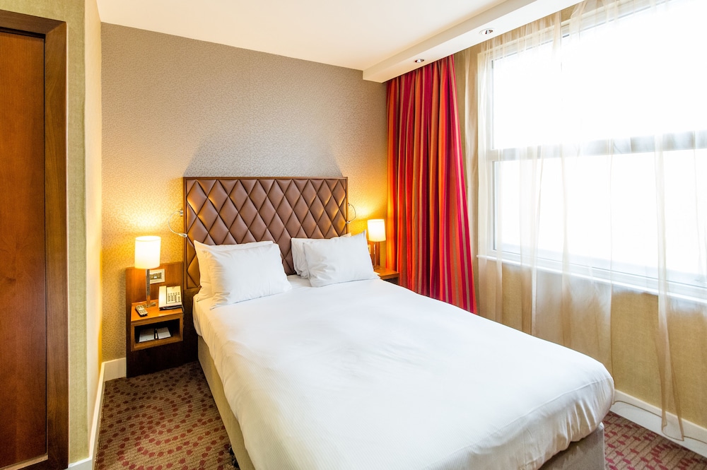 Junior Suite, 1 Queen Bed (Duplex, Living Room)
