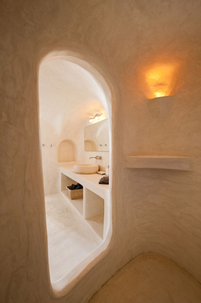 Premium Loft with Pool Access Caldera View - Photo 13