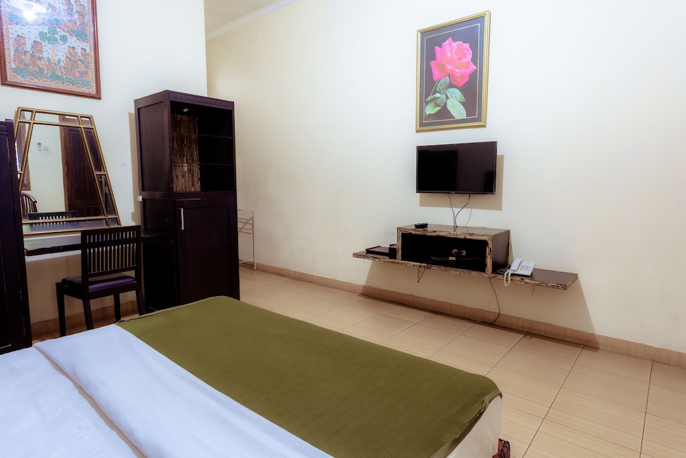 Deluxe Double Room - Photo 10