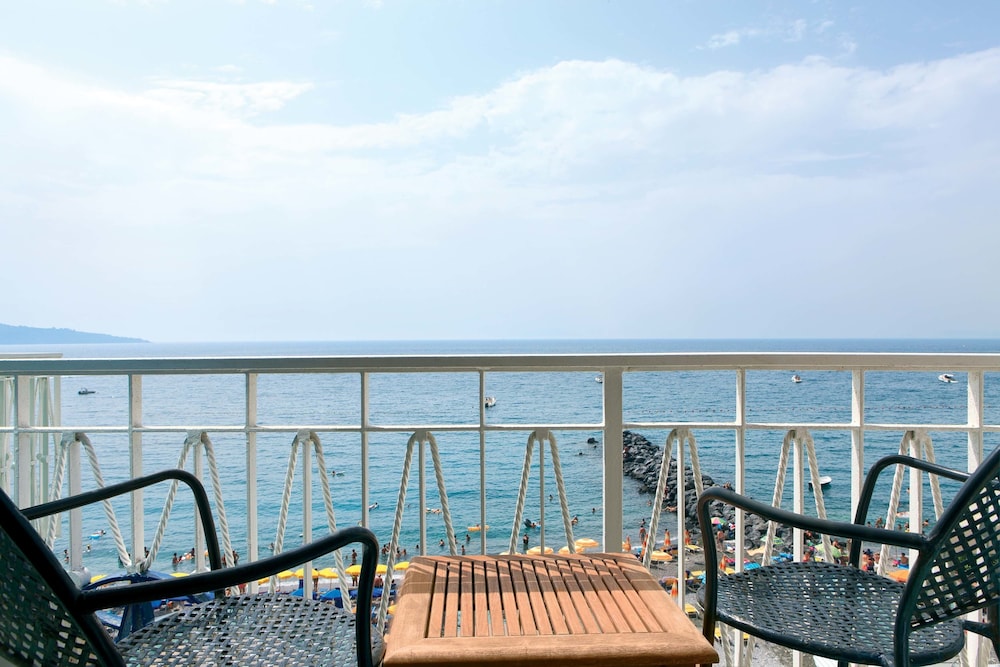 Standard Double Room, Balcony, Sea View - Photo 5