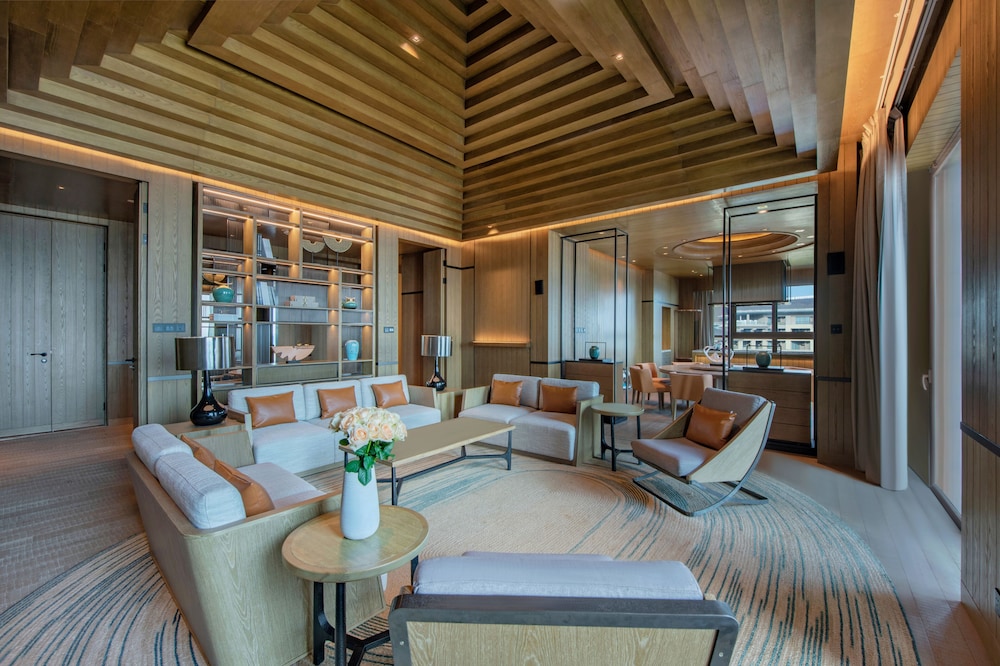 Presidential Suite photo 2