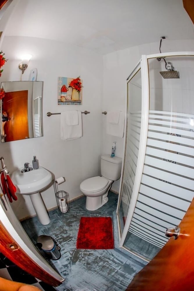 Suite# PH-1 (With Terrace) photo 3