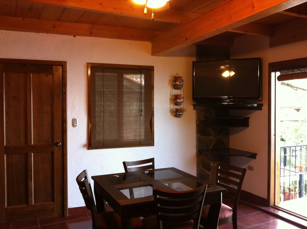 Premier Villa, 2 Bedrooms, Lake View, Lakeside photo 3
