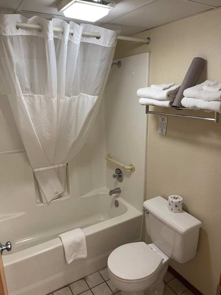 Double Room, 2 Queen Beds - Photo 7