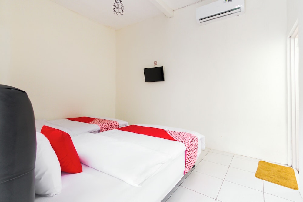 Standard Twin Room photo 3