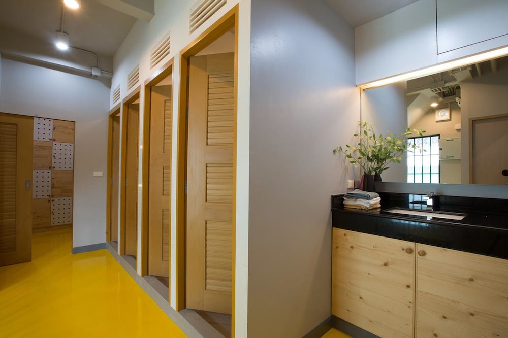 4-Bed Female Dormitory photo 3