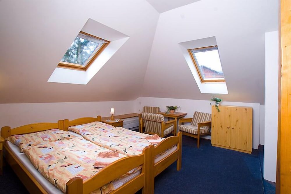 Suite, 2 Bedrooms photo 1