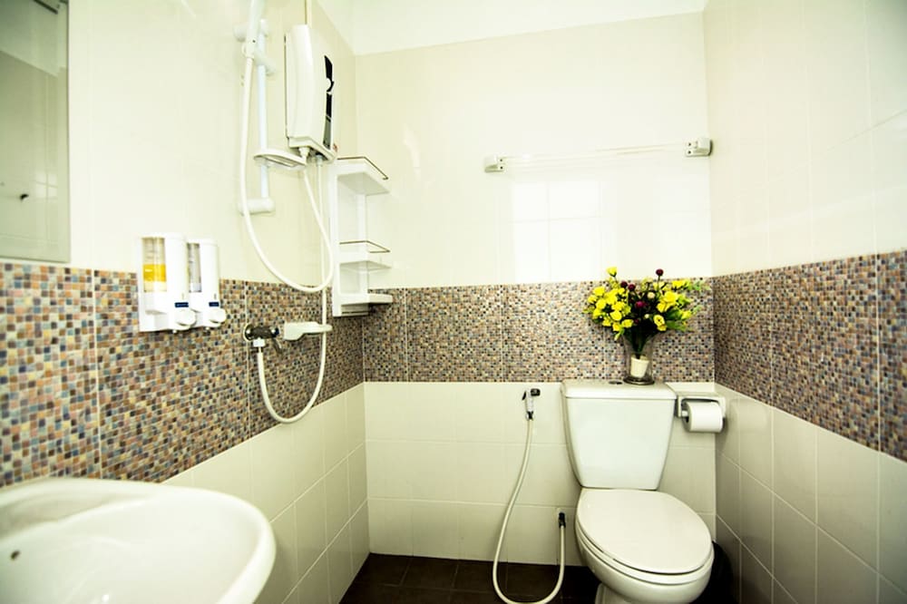Standard Room, 1 Queen Bed, Canal View photo 2
