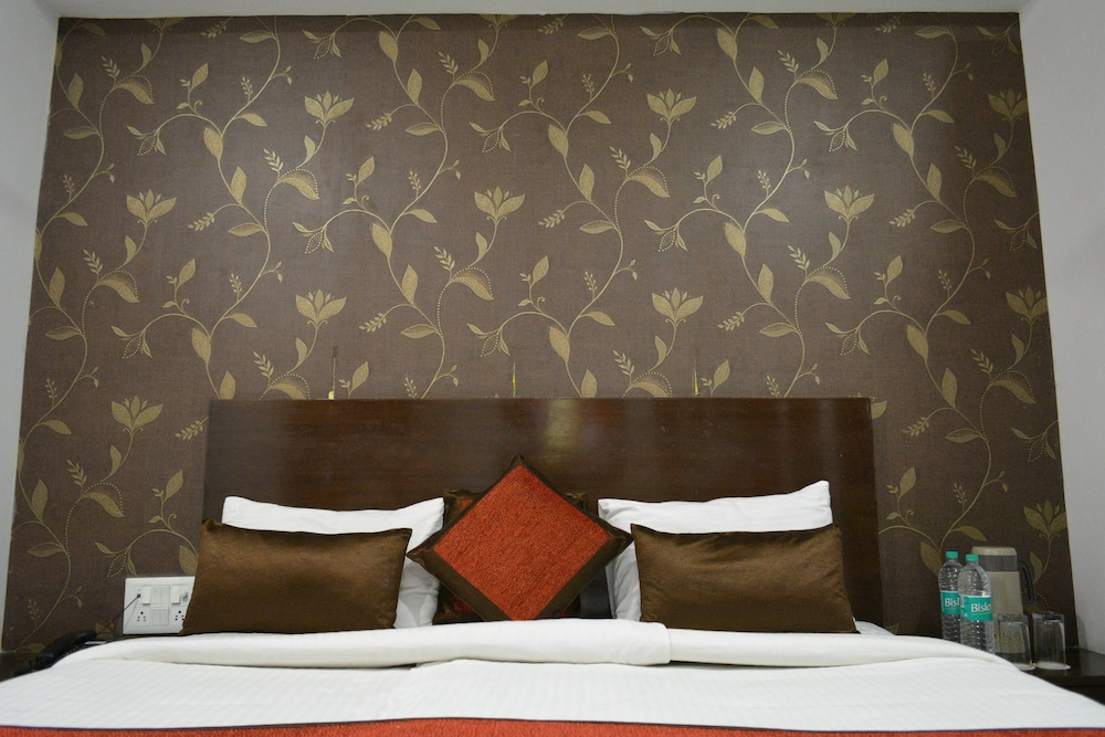 Deluxe Room - Photo 4