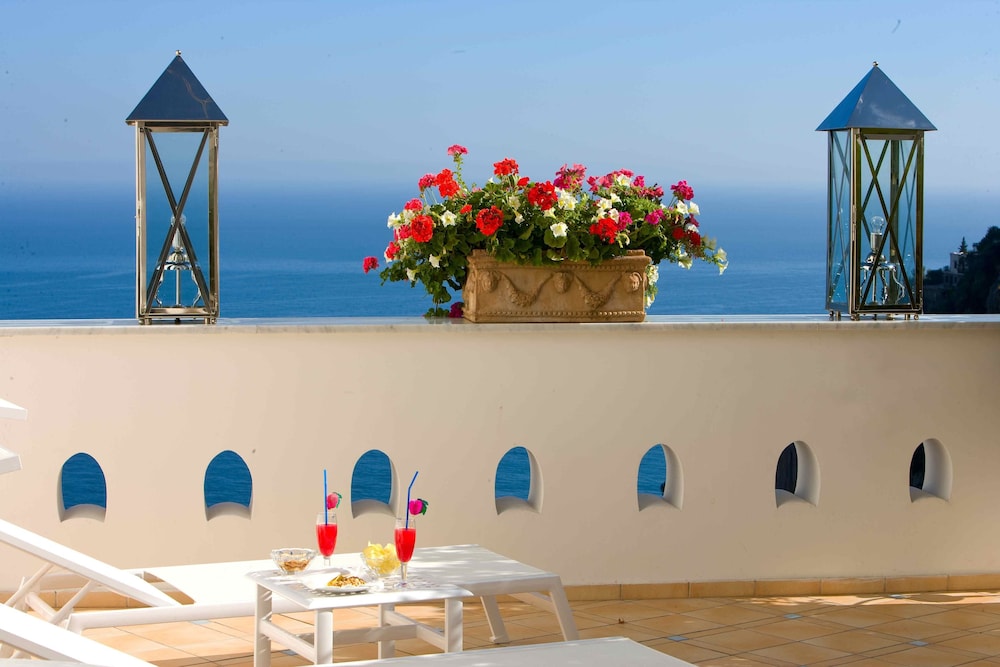 Suite, Balcony, Ocean View - Photo 4