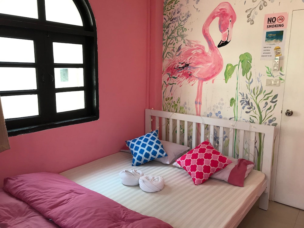 Deluxe Double Room, 1 Double Bed, Shared Bathroom photo 1